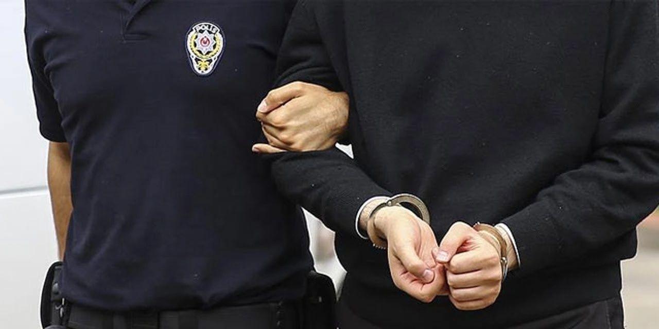 Manisa'da emlakçıda çıkan silahlı kavgada 4 kişi tutuklandı