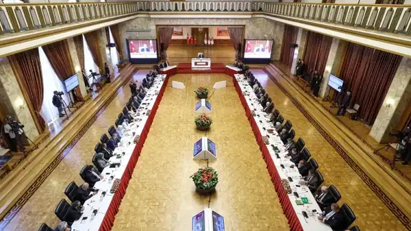 İmralı ziyareti sonrası ilk komisyon toplantısı