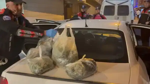 Ankara'da operasyon... 4 kilo esrar ele geçirildi: 2 gözaltı