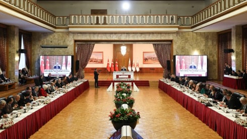 Süreç Komisyonu rapor mesaisinde: Bakan tarih verdi