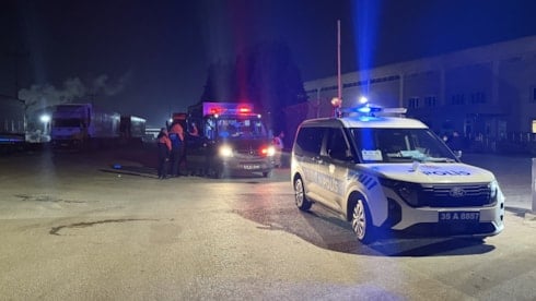 TIR'dan sızdı, 5 kişi hastanelik etti! Bölgeye polis ve AFAD ekipleri sevk edildi