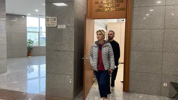 Gülben Ergen, Sıla bebek paylaşımı nedeniyle açılan davada beraat etti