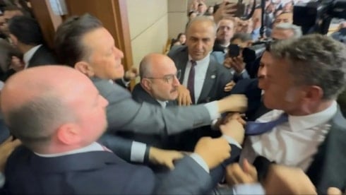 Son dakika... Tartışmalı 'zeytinlik' maddesi komisyonda kabul edildi