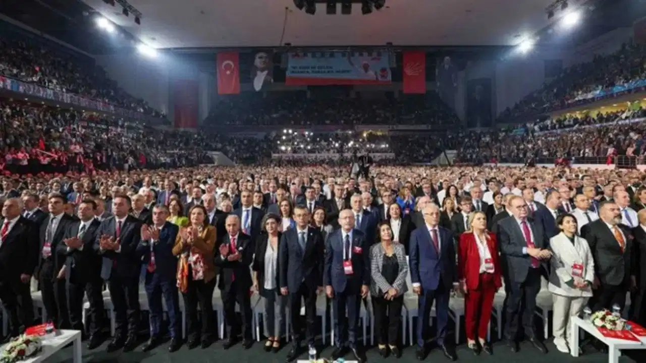 'Özgür Özel’in yanında dimdik durulan bir tutum alınmalı'