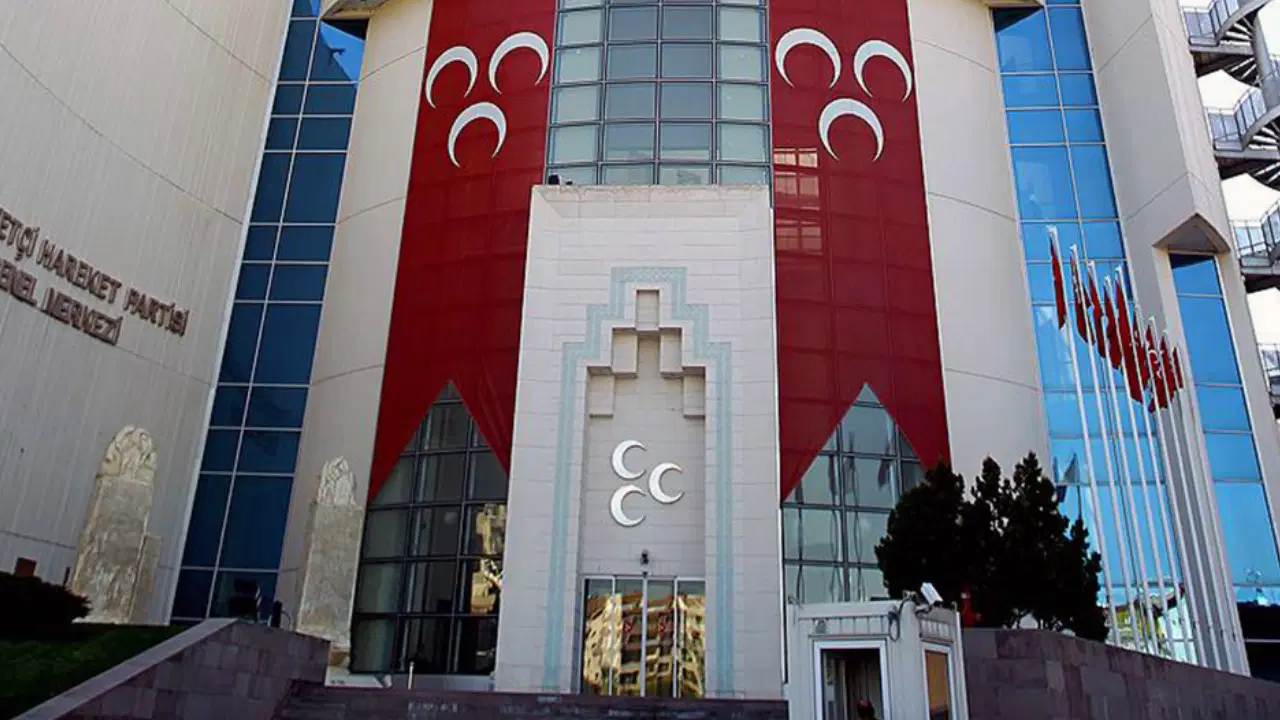 MHP, yeni süreç için sahaya iniyor: 81 ili dolaşacak
