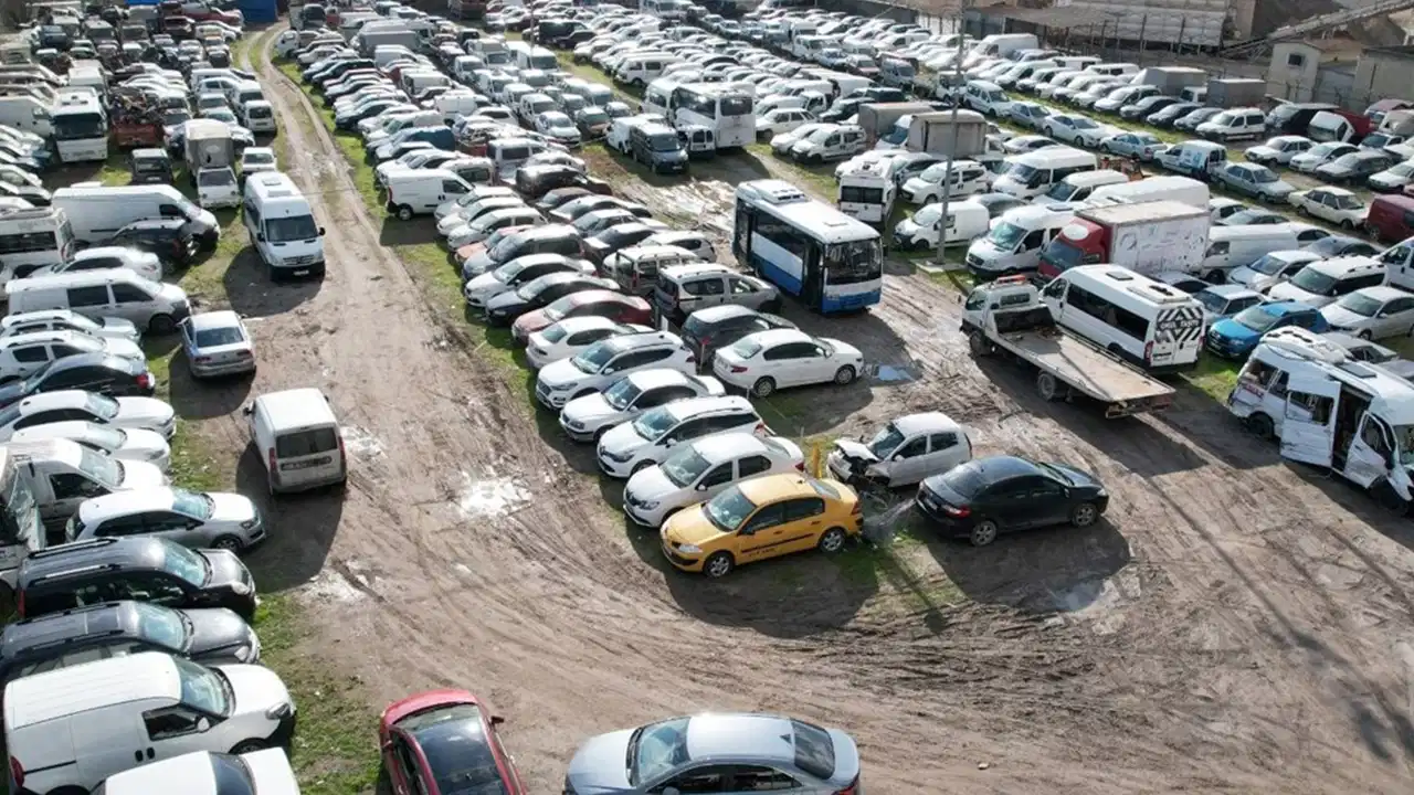 Yediemin otoparklarındaki araçlar için yeni karar