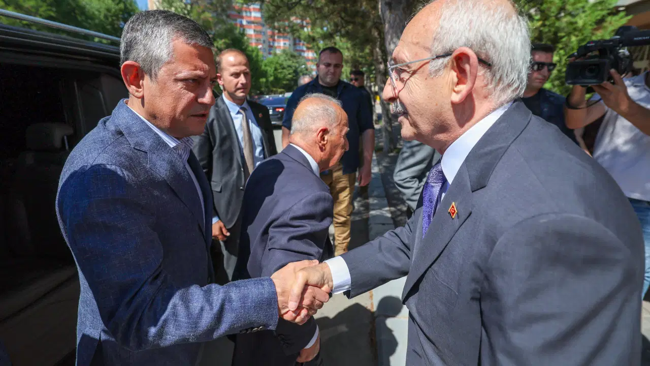 Özgür Özel'den Kemal Kılıçdaroğlu'na ziyaret