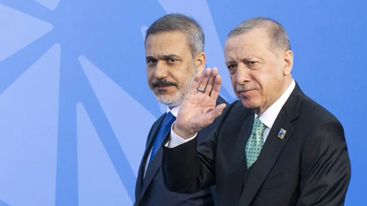 Albayrak'ın gazetesinde 'Hakan Fidan' vurgusu
