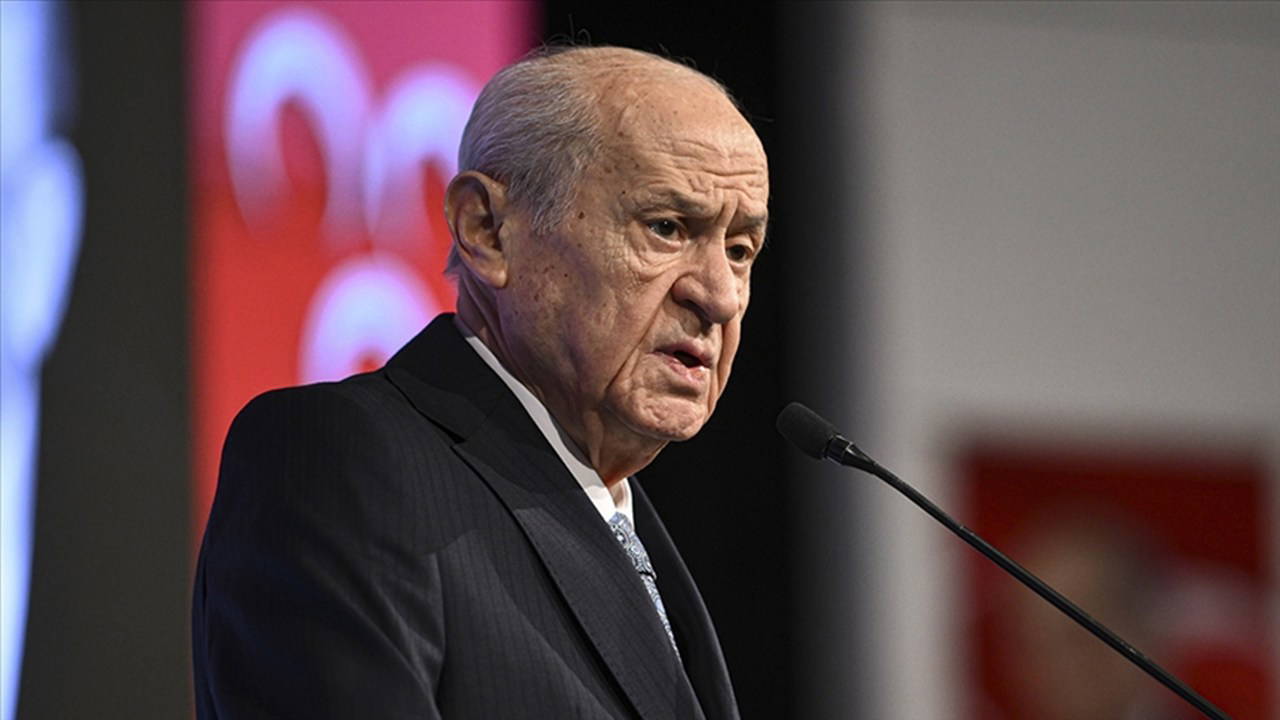 Devlet Bahçeli'den 'belediyeler' çıkışı