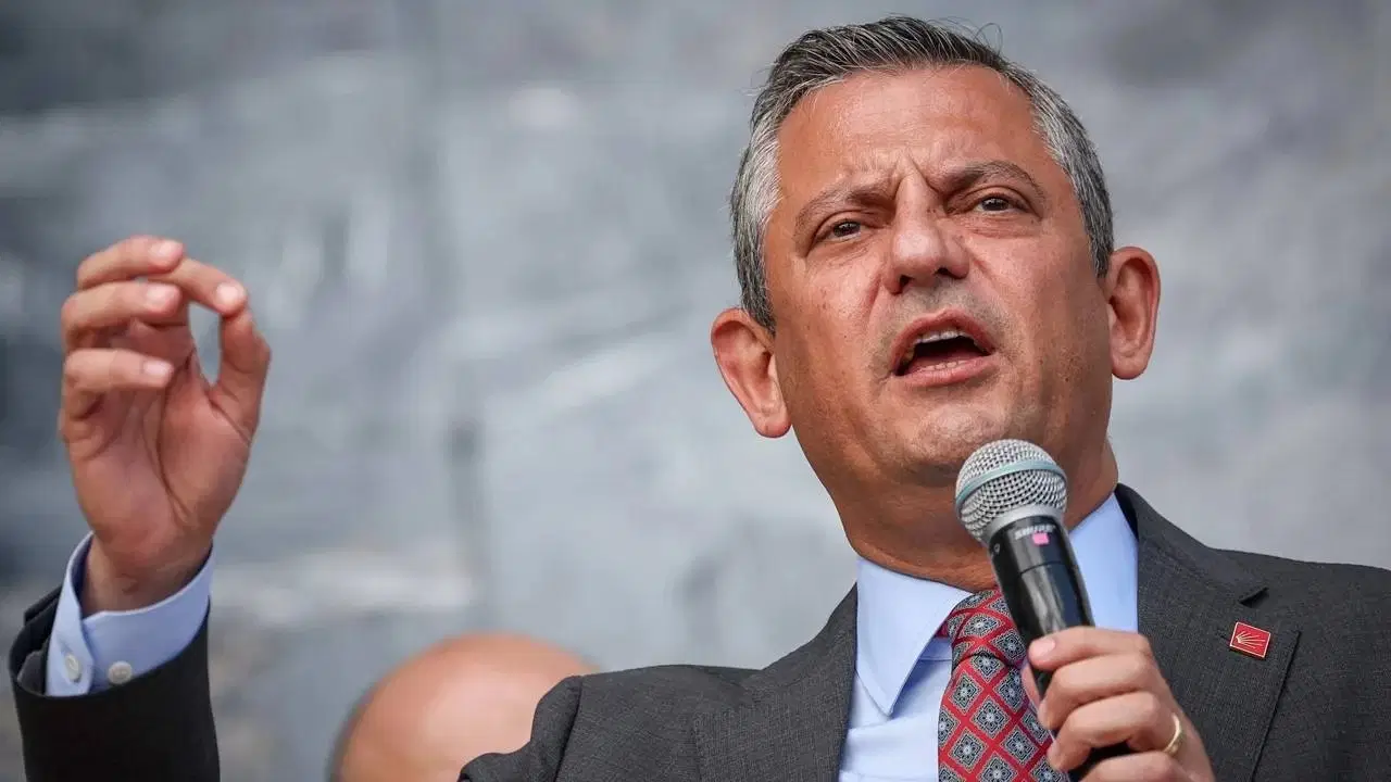 'Erdoğan yenilmez değil ama...'