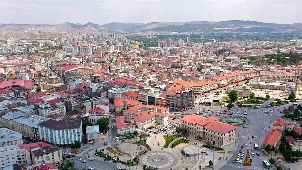 Cumhuriyet şehrinden, muhafazakâr kaleye; Sivas'ın dönüşümü!