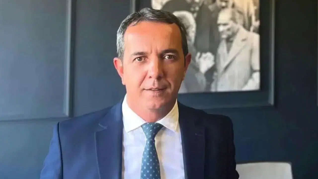 Sefer Karaahmetoğlu kimdir? CHP'nin Beyoğlu Belediye Başkanvekilliği adayı Sefer Karaahmetoğlu kaç yaşında, nereli?