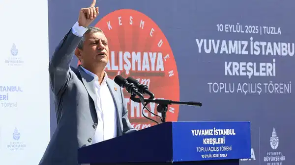 'Hapis de yatsak Özgür Çelik'le yatarız'