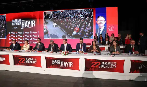 CHP kurmayları: 'Bazı milletvekilleri partimize gelmek istediğini söyledi...'