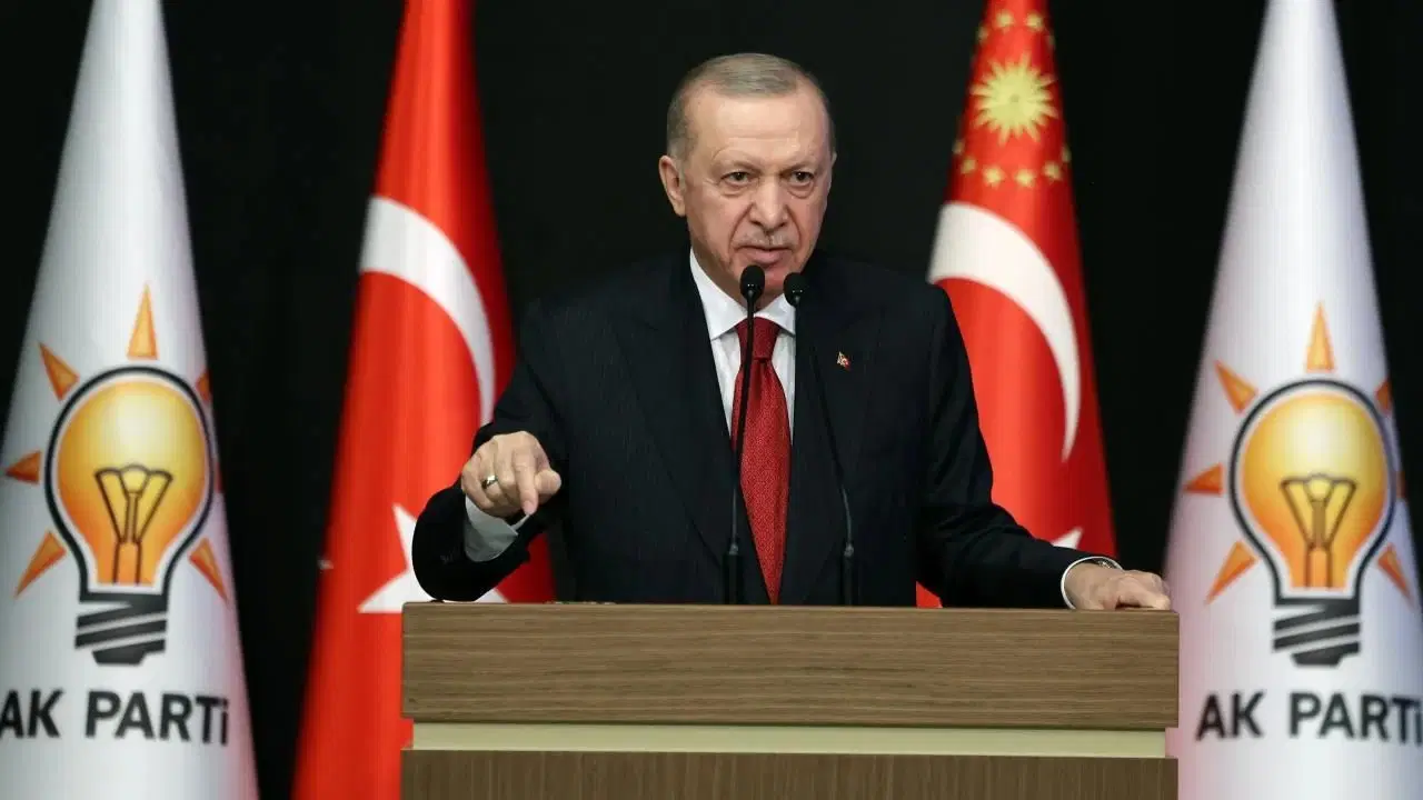 Önce referandum sonra seçim!