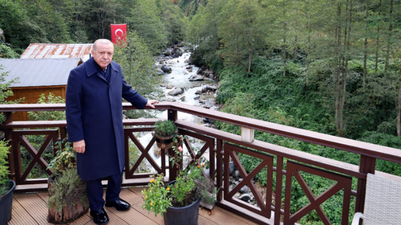 Rezil, terbiyesiz, edepsiz biri 'rezil ettik' dediği Ayder'de