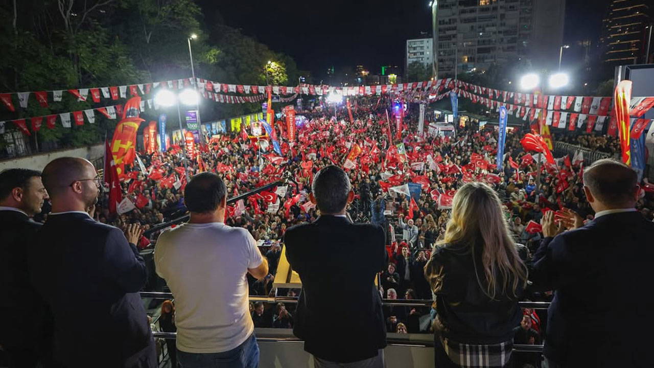 Özel ve İmamoğlu paylaştı: CHP bir ilki gerçekleştiriyor