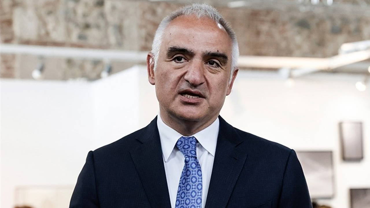 Bakanlığın yasakladığı kitaplar Meclis gündeminde