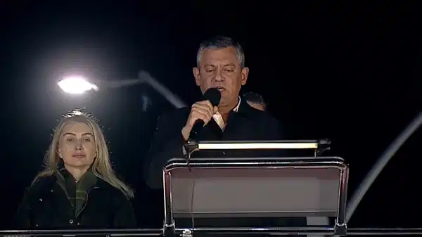 'Erdoğan kendini çekti, cezayı Akın Gürlek verdi'