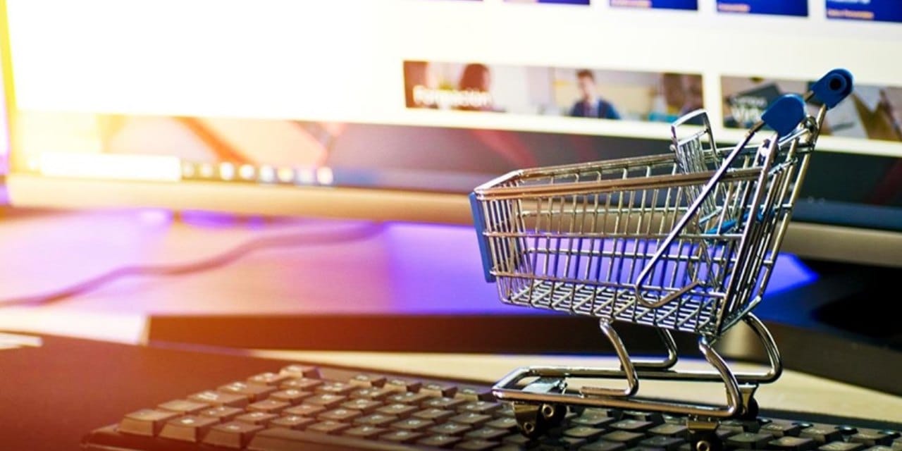 Büyük markalar da var! Fiyatları şişirip şişirip 'Kasım indirimi' diye patlatmışlar!