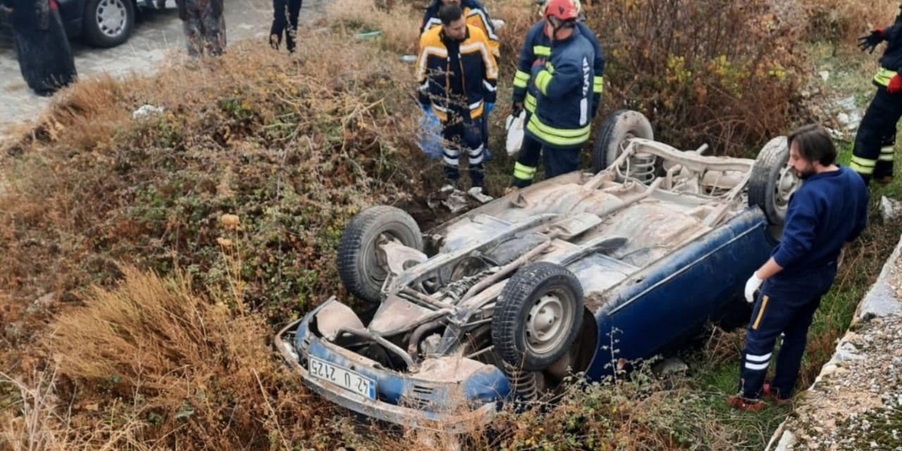 82 yaşındaki sürücü şarampole yuvarlanan araçta öldü