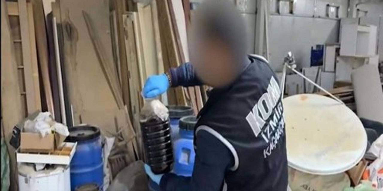 Birileri Bir Yerlere Gider Yerine Başkasını Bırakır Gündem İçin Olağan Bir Operasyon Daha Her Yıl Olur.... Yılbaşı Öncesi 'kaçak Alkol' Operasyonu: Tonlarcası Ele Geçirildi