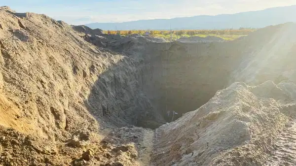 30 metrelik çukur kazıp, düzenek kurdular... Jandarma suçüstü yakaladı!