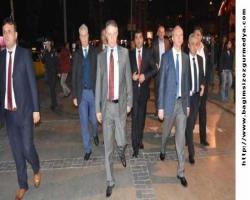 İzmir'de HDP'lilerin eylemine polis müdahalesi: 55 gözaltı (2)