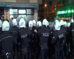Taraftara Çevik Kuvvet müdahalesi! FB küfür ediliyor... (GELEN DETAY) (CANLI)