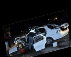 Mehmet ALİ DİNLER Haberi: Korucu otomobilinde el bombası patladı