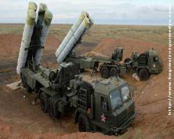 Doğu silah baronlarını bir algılama haberi daha verildi;  4 yeni S-400 sistemiyle güçlenecekmiş...