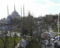 Ankara'nın görünüşteki kimseyi umursamaz, Korkusu ve de utanmaz tavrı haber oldu...