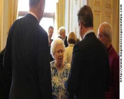 Başbakan ve Kraliçe’nin ‘yolsuzluk’ sohbeti basına yansıdı